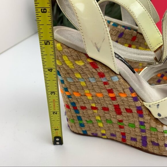 Betsey  Johnson Kendall Natural Wedge size 7 - Picture 8 of 10